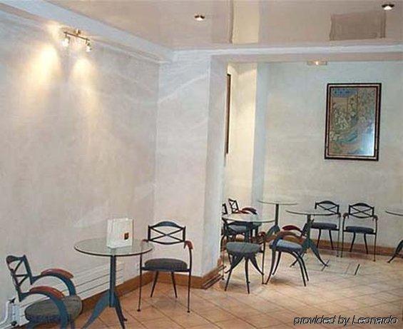 Des Metallos Hotel Parijs